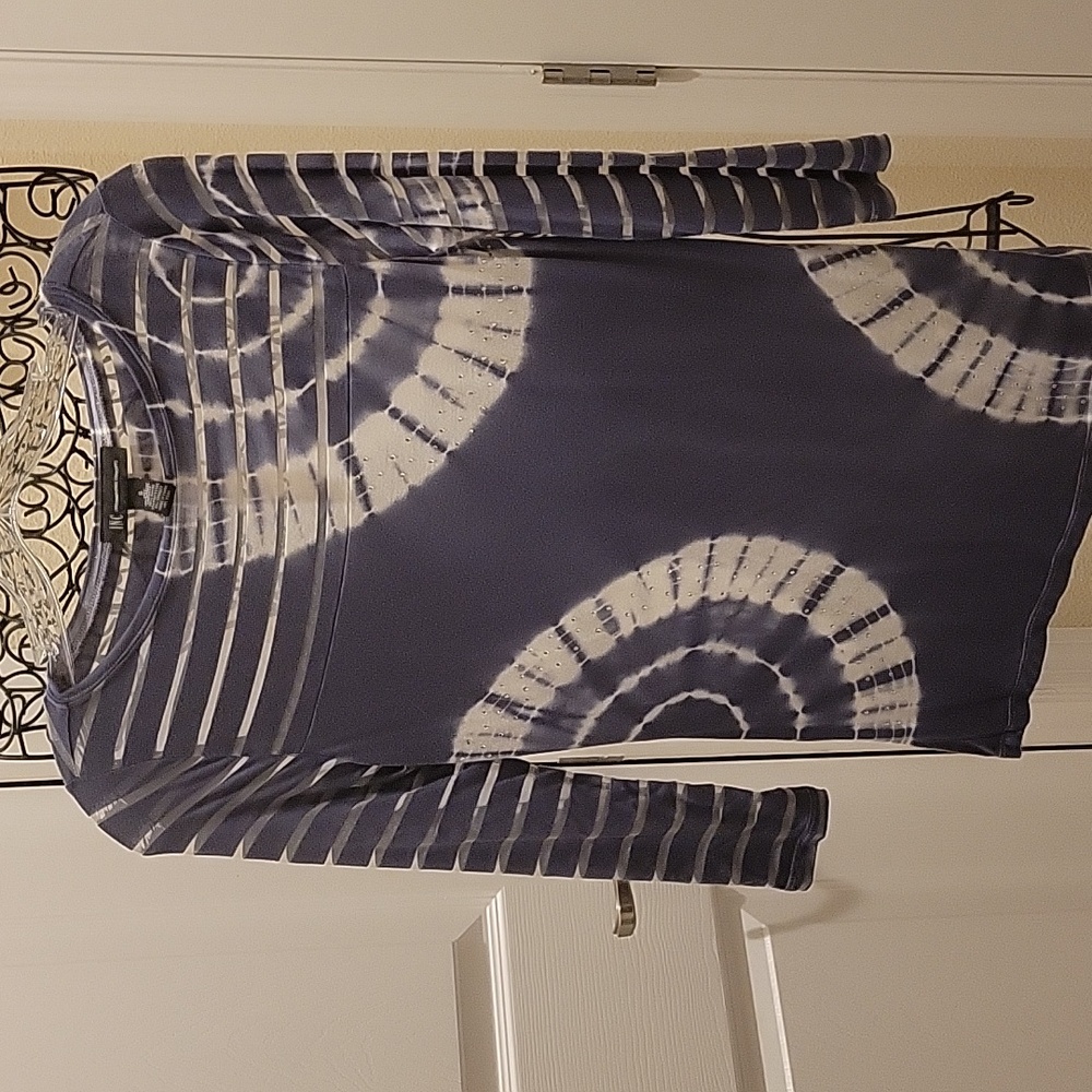 INC Sz Sm Steel Blue and White Tie dyed Tunic top with 3/4 sleeves